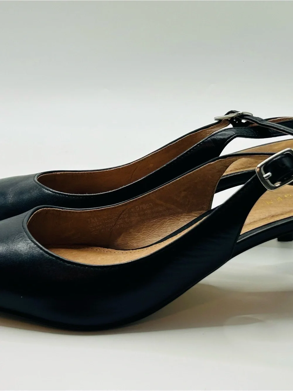 Nordstrom Halogen Classic Black Pointed-Toe Slingback heels